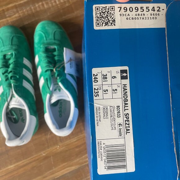 ADIDAS Spezial Gazelle Green Sneakers NWT - Picture 6 of 6